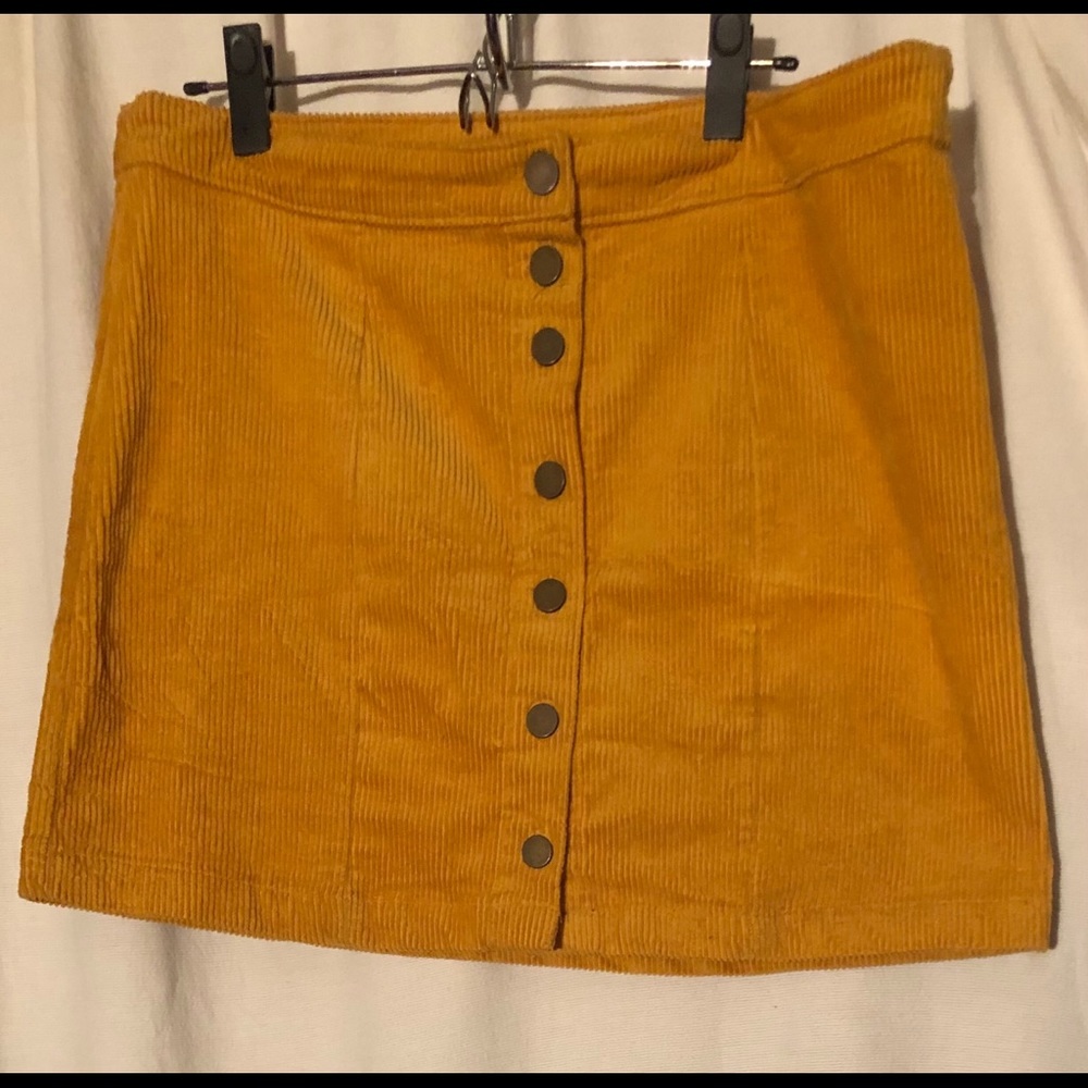 Forever 21 Size 1x corduroy mini skirt